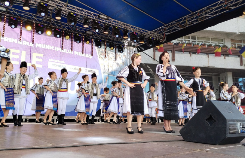 Supporting and Developing the Cultural-Artistic Life of Mediaş